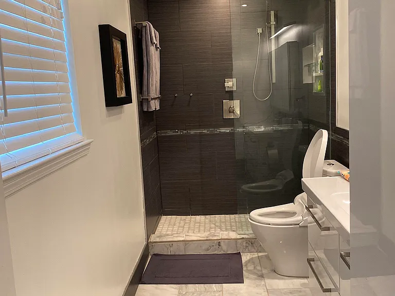 1075 Peachtree Walk NE #A507 — Photo 3