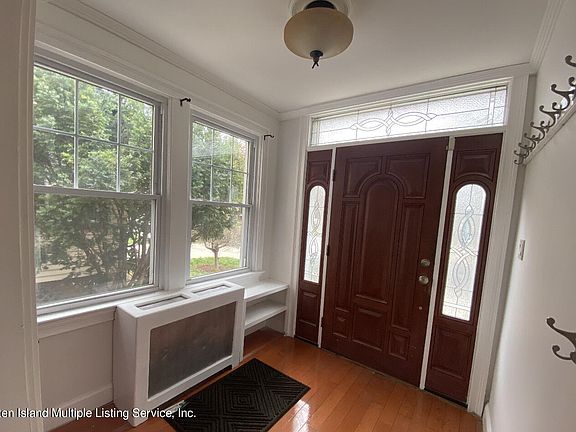 4th image of 16 Stebbins Ave