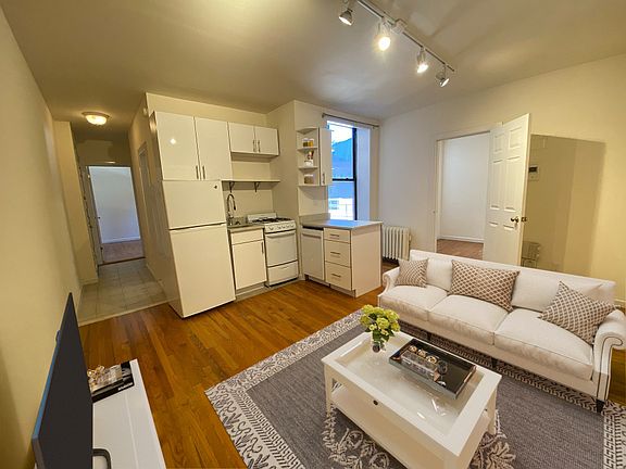 2nd image of 264 W 19th St APT 42