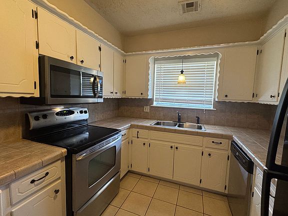 5th image of 6911 SW Delta Ave