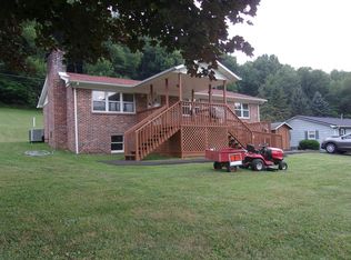 2670 Wardell Rd, Pounding Mill, VA 24637