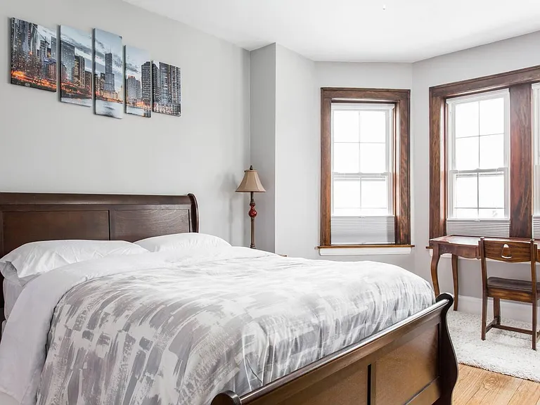 4121 W Henderson St #2B — Photo 1