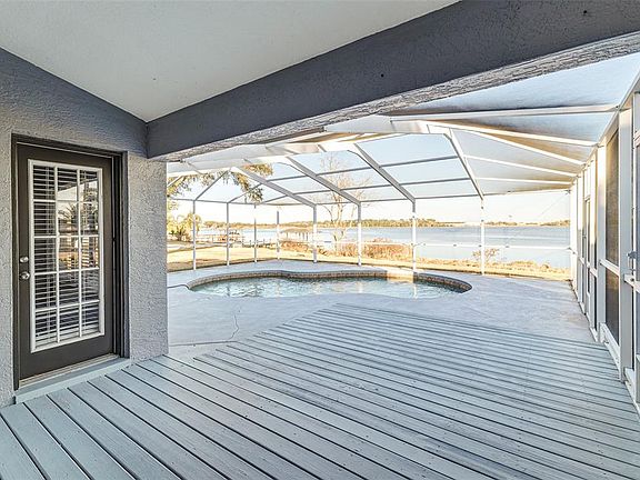 5th image of 411 EDGEWATER DRIVE