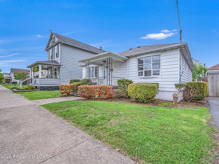 Listing photo 2