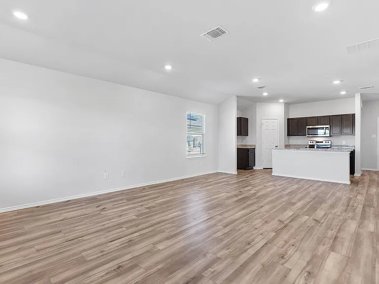 504 Wyatt Way — Photo 7