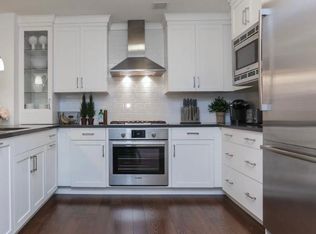 10 Byron Pl #318, Larchmont, NY 10538