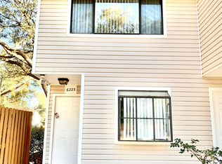 6223 SW 8th Pl, Gainesville, FL 32607