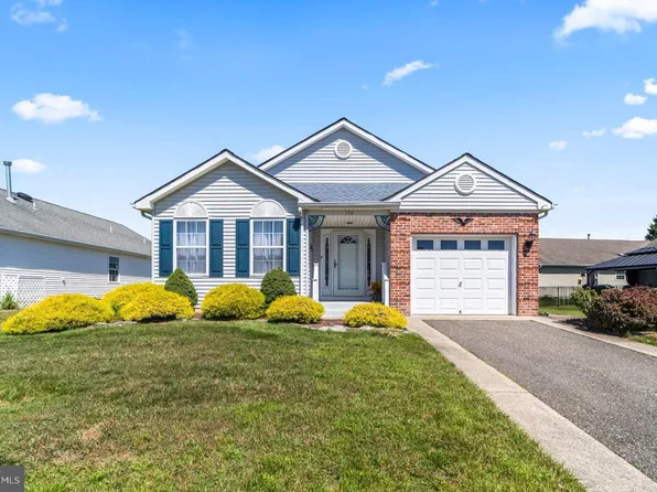 154 Prince Charles Dr, Toms River, NJ 08757
