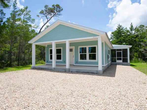 1692 Landing St, Carrabelle, FL 32322