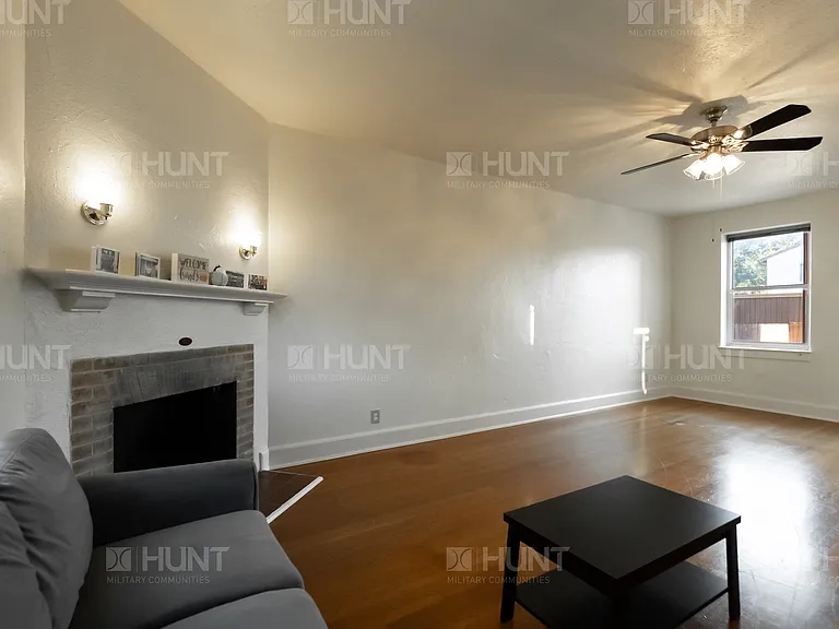 3B E St W #689B — Photo 32