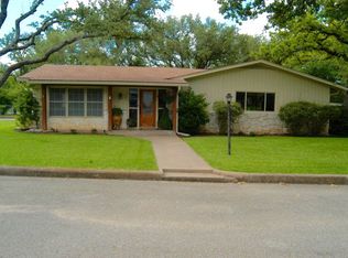 101 Glenwood Dr, Fredericksburg, TX 78624
