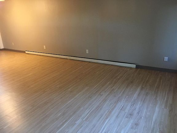 Family Room 1
