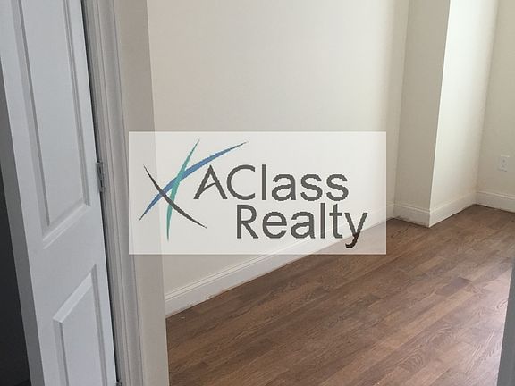 5th image of 3111 Steinway St #3