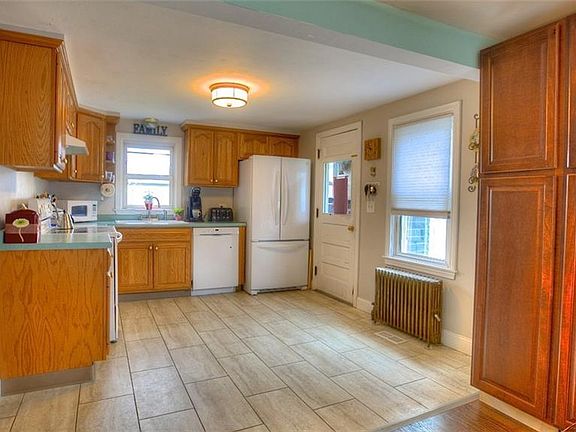 3rd image of 16 Harley St