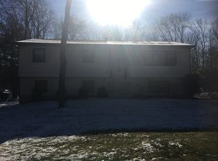 8 Kentor Ln, Monsey, NY 10952