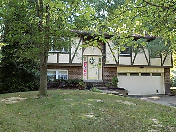 2nd image of 17 Hammann Dr