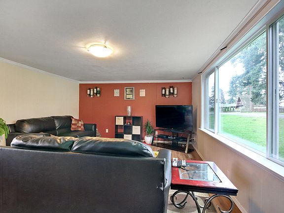 4th image of 4303 S 378th St