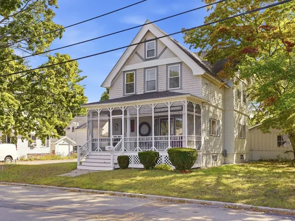 27 Arthur St, Methuen, MA 01844