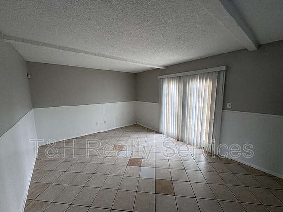 5th image of 9466 Burrwood Cir
