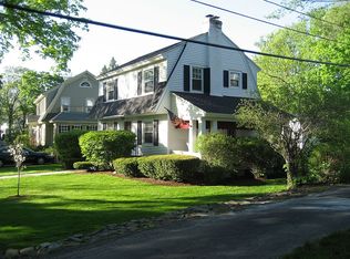 1071 Teviot Rd, Schenectady, NY 12308