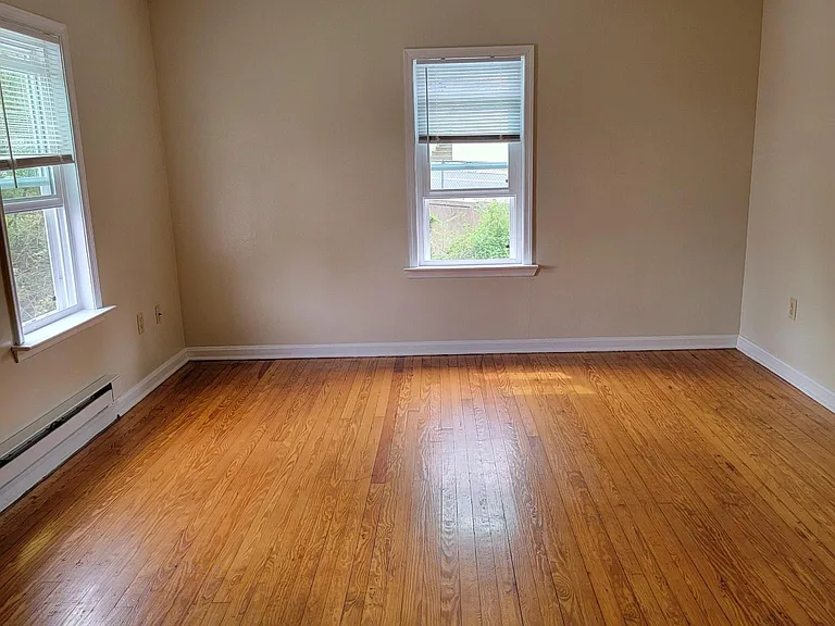 26 N Maryland Ave #B — Photo 2