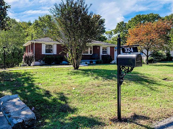 4th image of 324 Jacksonian Dr