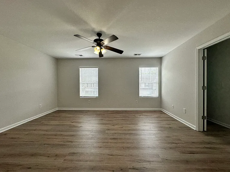 3340 Griffin Way — Photo 11