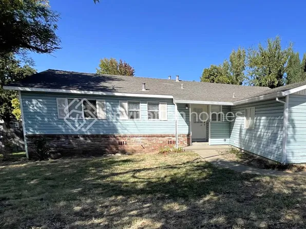 8821 Fair Oaks Blvd, Carmichael, CA 95608