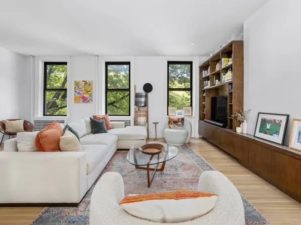 323 5th Avenue image 1 of 13