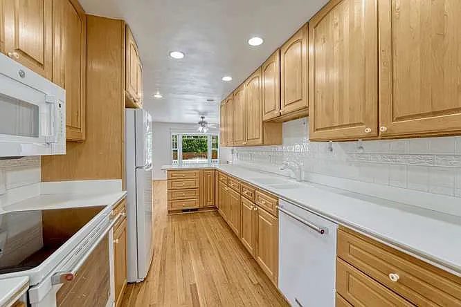 5475 E Atlantic Pl — Photo 14