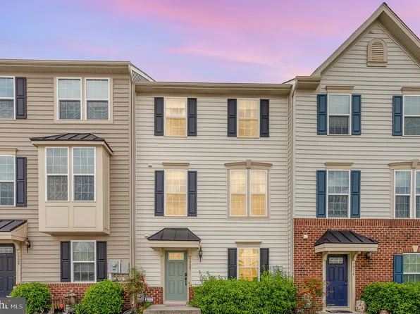 7920 Erinvale Ln, Seven Valleys, PA 17360
