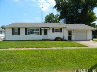 1118 N Madison St, Litchfield, IL