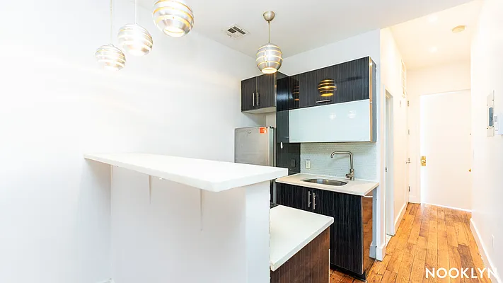 Rented by Nooklyn NYC LLC | media 23
