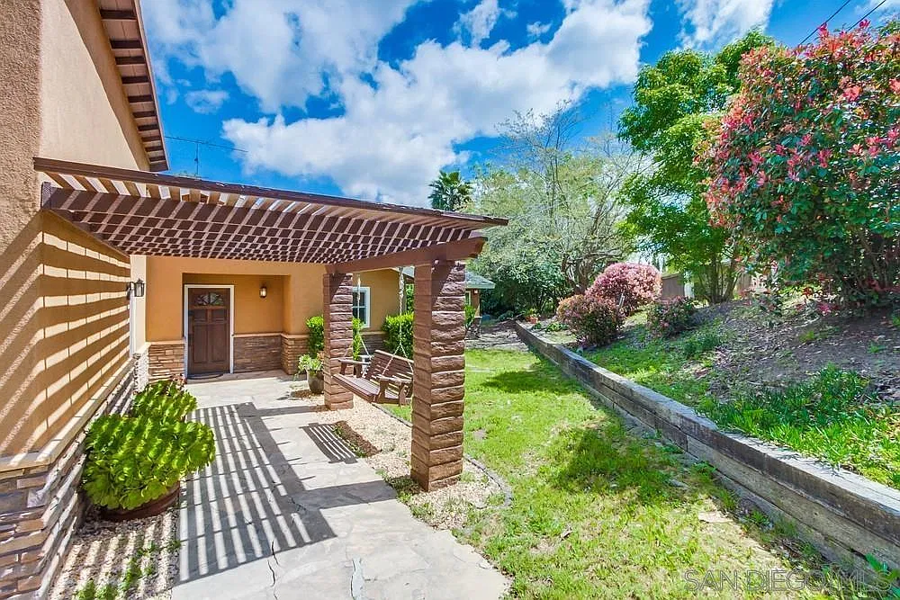 3 bed, 2000 sqft, $5,500 — Photo 3