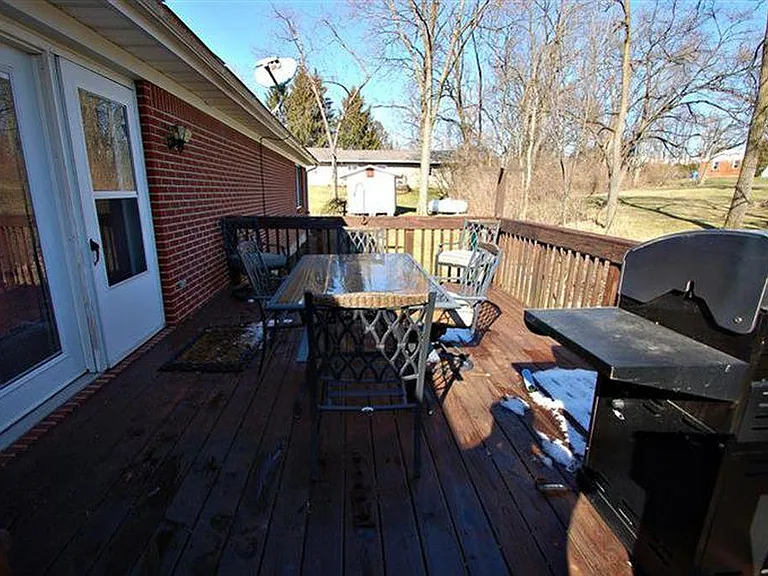 1293 Enochs Dr — Photo 15