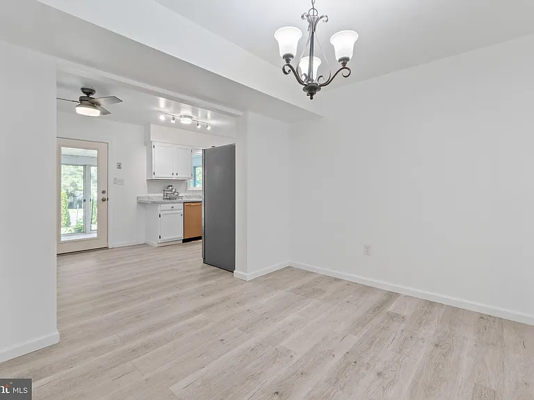 322 Harlan Sq #A-2 — Photo 8