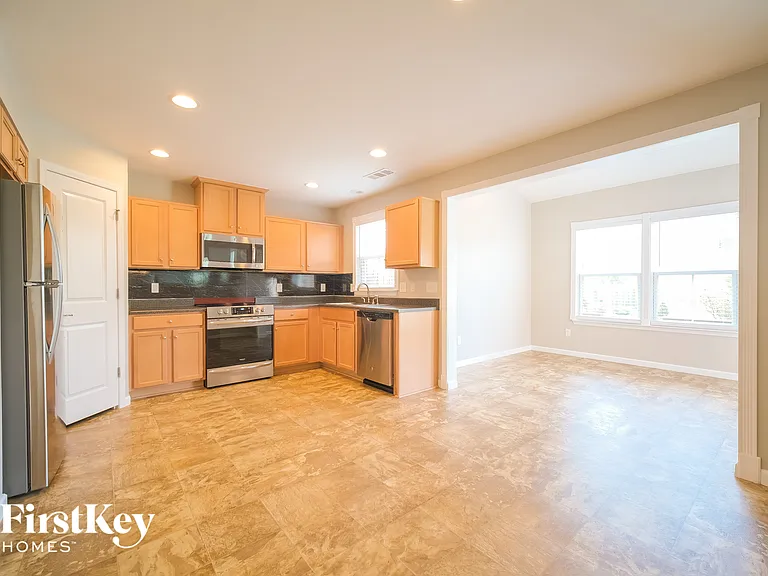 1620 Brockton Ln — Photo 6