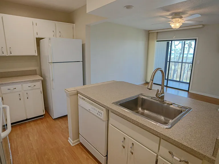 40 Andalusia Ct #40 — Photo 13