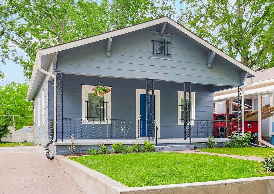 1st image of 3414 Spruce Ave