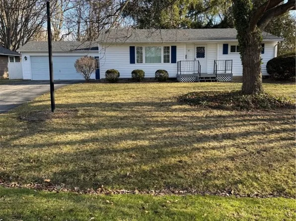 42 E Cavalier Rd, Scottsville, NY 14546