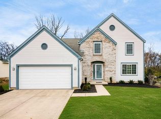 1918 Michelle Ct, Grove City, OH 43123