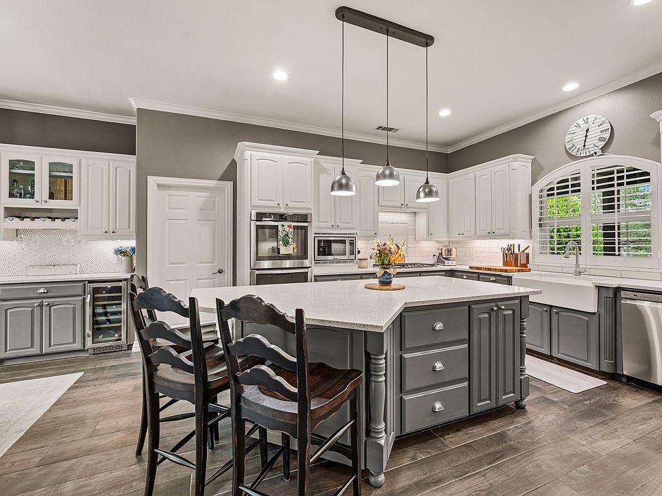 1st image of 7400 Arabian Cir