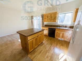 17934 Niks Dr, Aloha, OR 97003