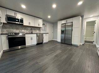 49 Parker Ave APT 5, Dracut, MA 01826