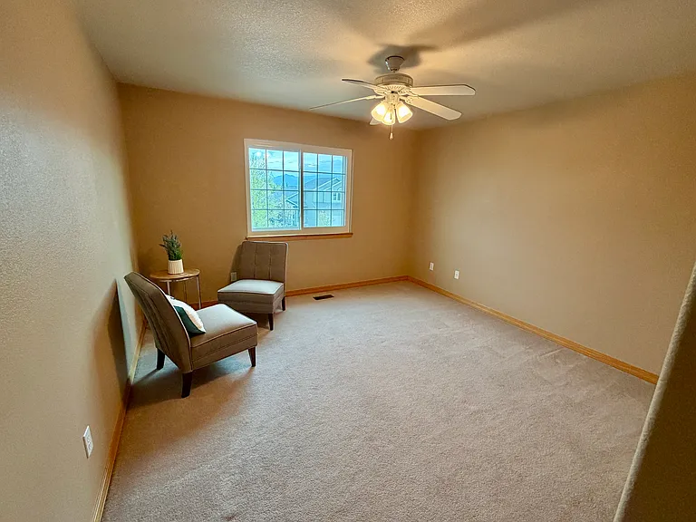 4430 Bays Water Dr — Photo 13