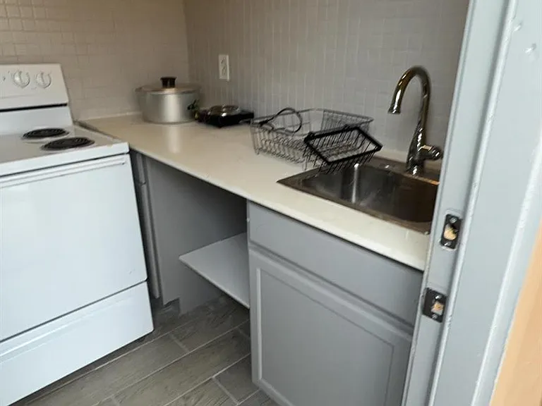 6303 Scotchwood Dr #A — Photo 7