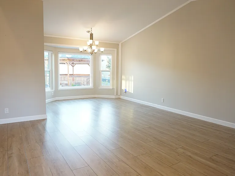 392 Duperu Dr — Photo 18