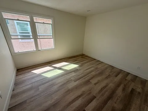 1615 Cherry Ave — Photo 3