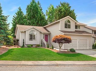 1110 221st Ave NE, Sammamish, WA 98074
