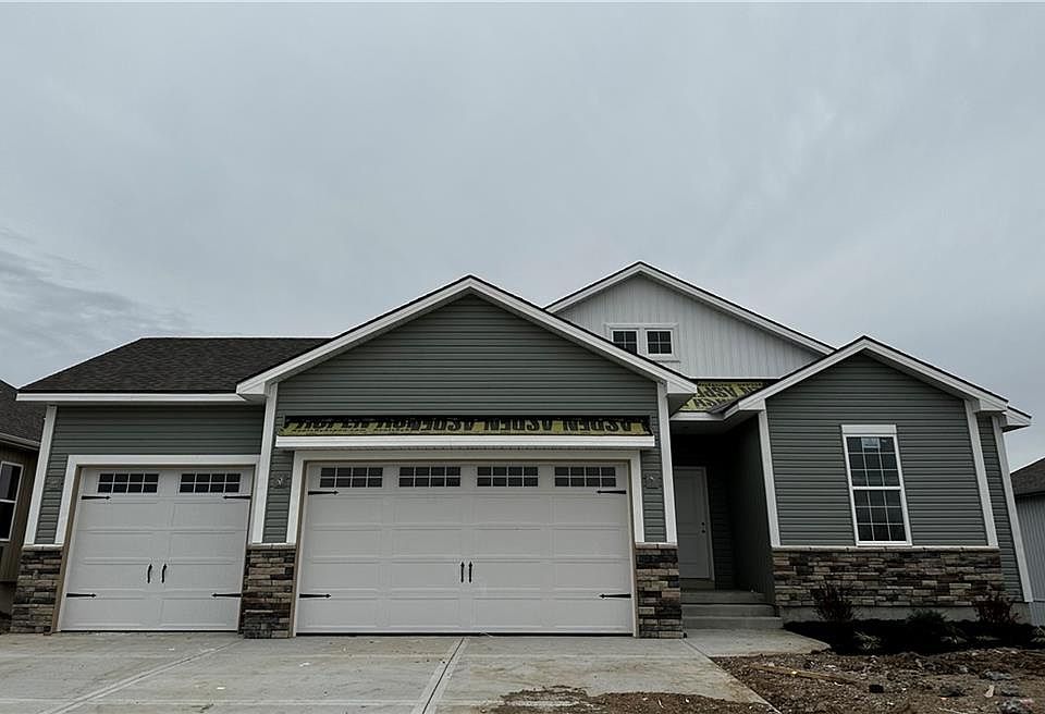 1st image of 9512 N Amoret Ave